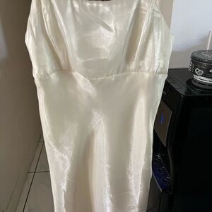 Elegant glossy silk mini dress size L runs small fits lime a M/S